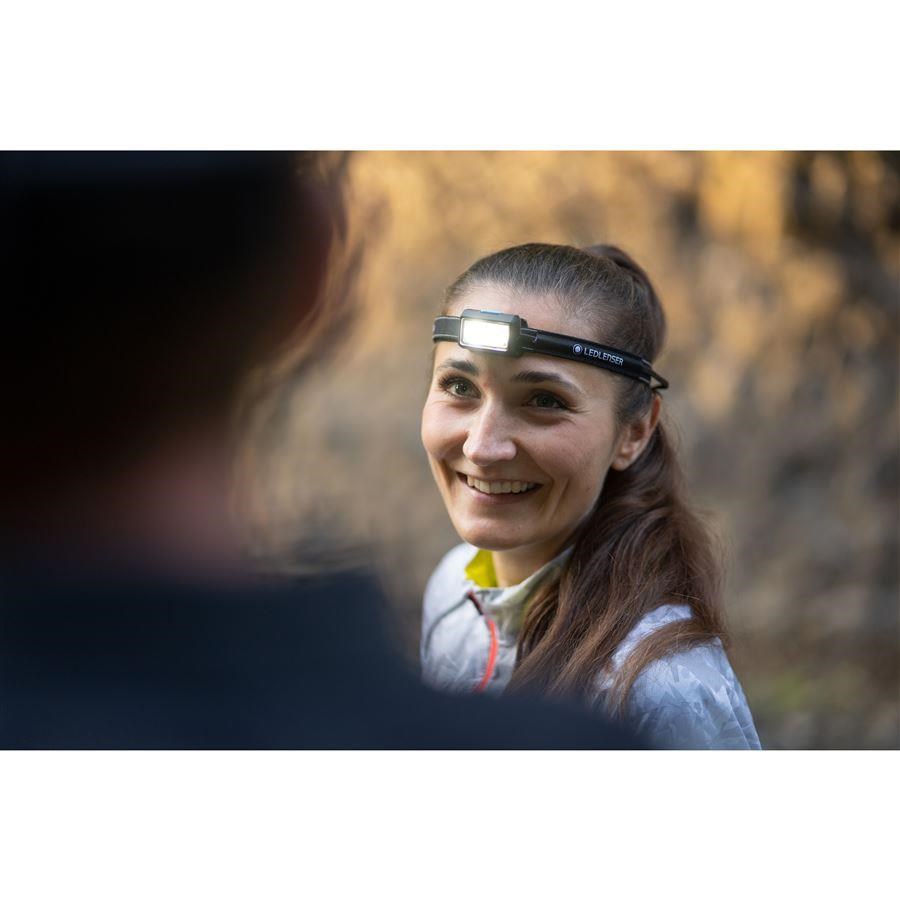 Ledlenser NEO5R čelová svítilna,  černo-modrá6 