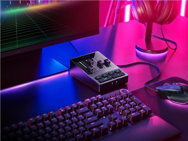 Razer směšovač zvuku Audio Mixer,  analogový,  USB-C10 