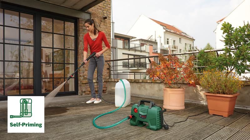 BOSCH Dlouhé kopí EasyAquatak 100,  vysokotlaký čistič,  1.100 W,  100 bar,  330 l/ h1 
