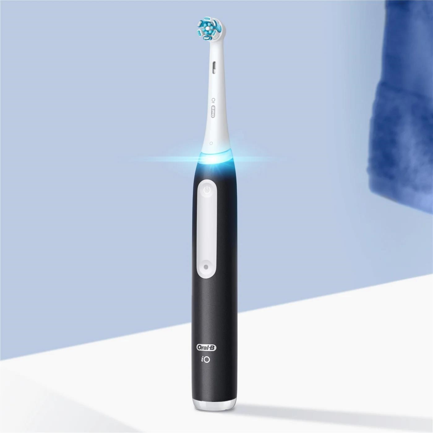 Oral-B iO Series 3 Matt Black elektrický zubní kartáček,  magnetický,  3 režimy,  tlakový senzor3 