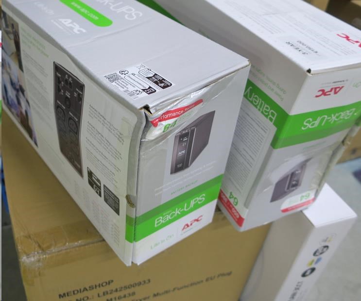 APC Back UPS Pro BR 650VA,  6 výstupov,  AVR,  LCD rozhranie (390W)0 