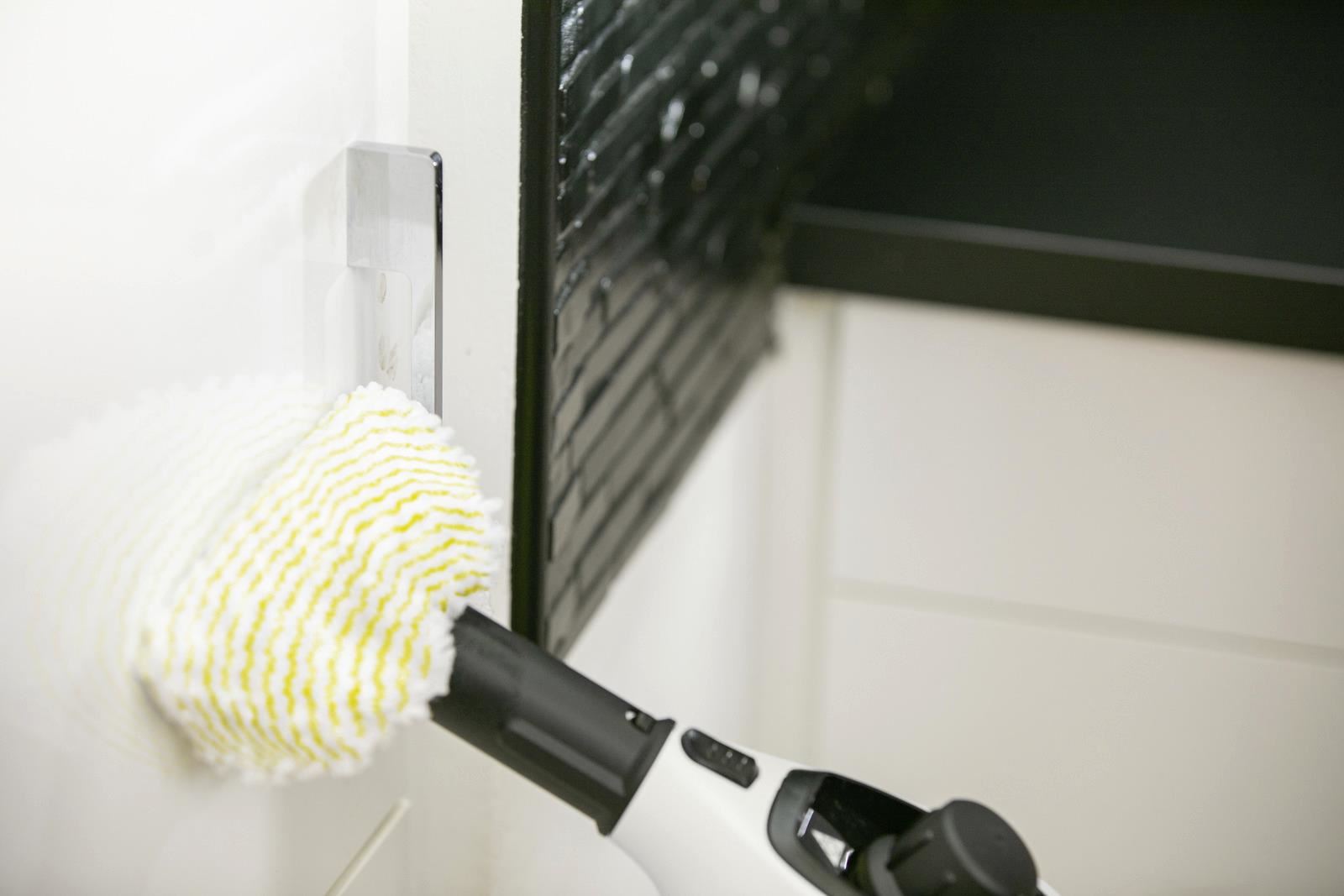Karcher SC 1 EasyFix parní čistič, 1200 W, 3 bar, zabijí až 99.999% virů a bakterií1 