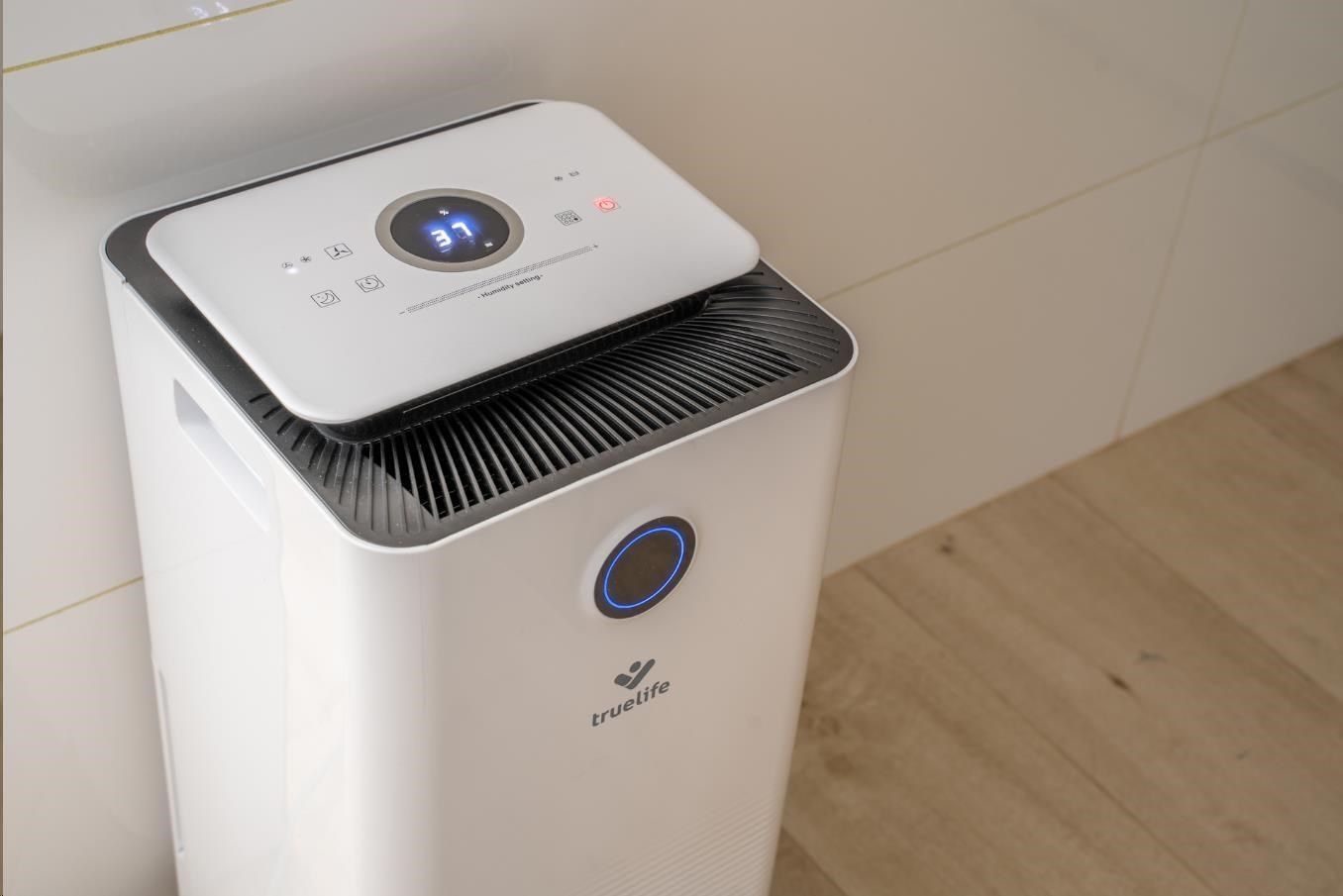 BAZAR - TrueLife AIR Dehumidifier DH5 Touch - odvlhčovač vzduchu - Poškozený obal (Komplet)5 