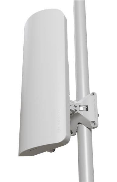 MikroTik L22UGS-5HaxD2HaxD-15S,  mANTBox ax 15s (RouterOS L4)0 