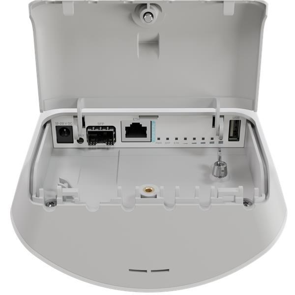 MikroTik L22UGS-5HaxD2HaxD-15S,  mANTBox ax 15s (RouterOS L4)2 