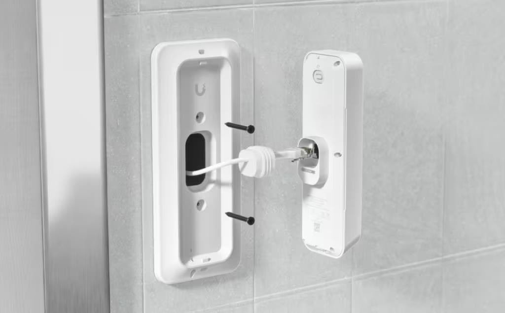 UBNT G4 Doorbell Pro PoE Gang Box Mount White1 