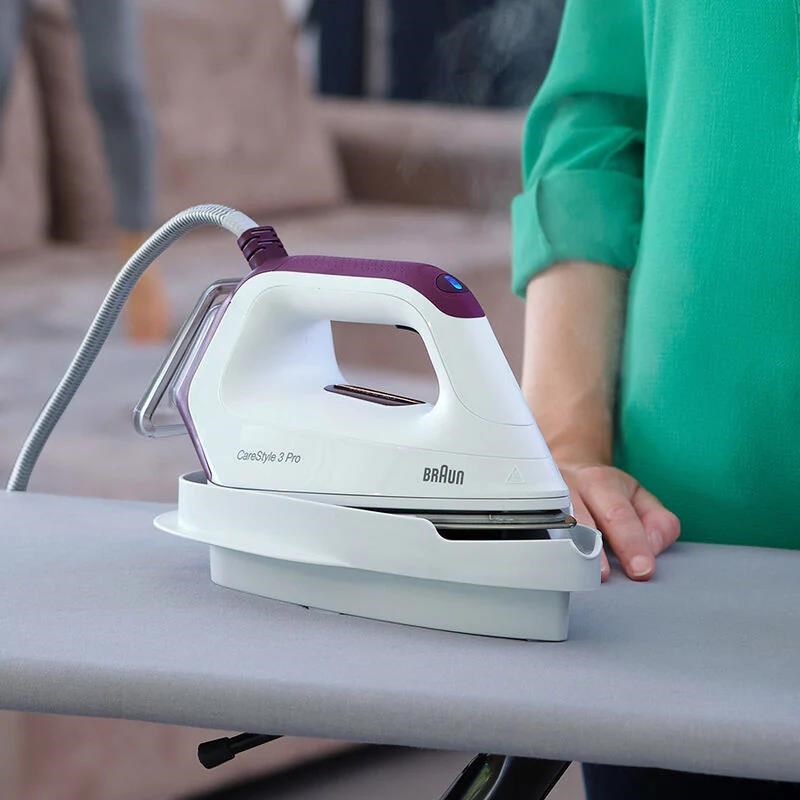 Braun CareStyle 3 Pro IS3155 VI žehlička s parním generátorem,  2400 W,  rychlé nahřátí,  ECO režim,  anti-drip systém5 