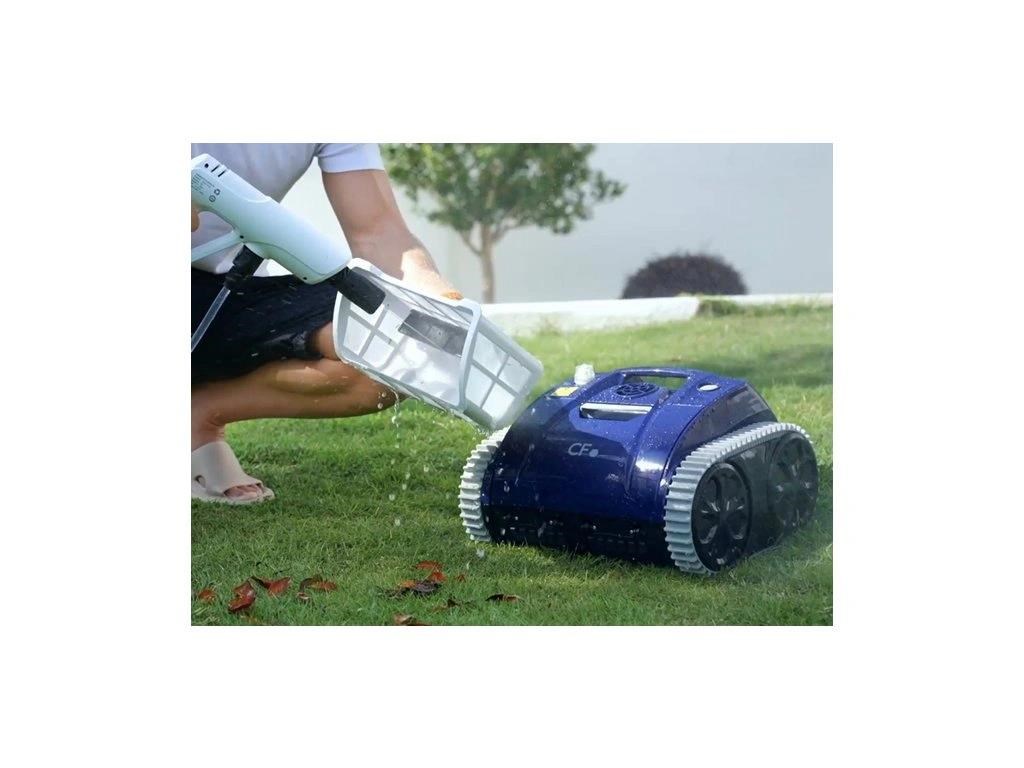 CF 200 AKU automatický vysavač8 
