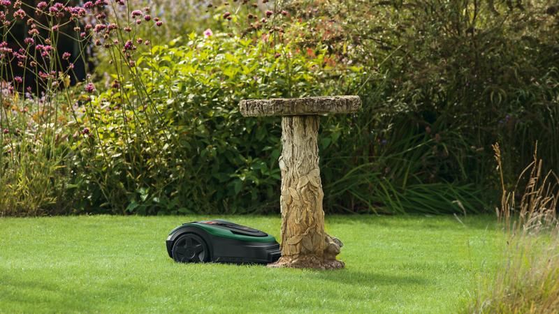 BOSCH Indego S+ 500, robotická sekačka, 18 V, výška střihu 30 – 50 mm, plocha až 500 m27 