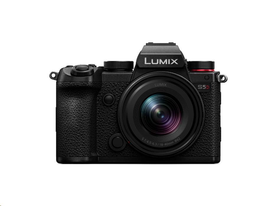 Panasonic Lumix S5D + 18-40 mm1 