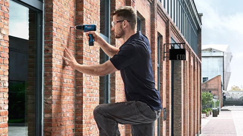 Bosch GSB 120-LI akumulátorový kombinovaný šroubovák2 
