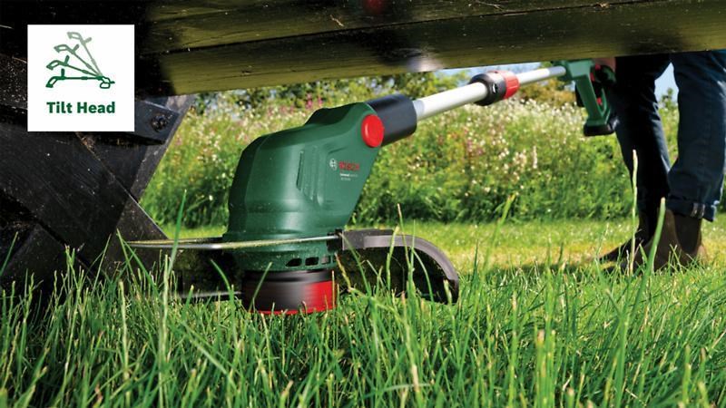 Bosch UniversalGrassCut 18V-26-500 akumulátorová strunová sekačka,  průměr 26 cm,  8.500 ot/ min,  akumulátor4 