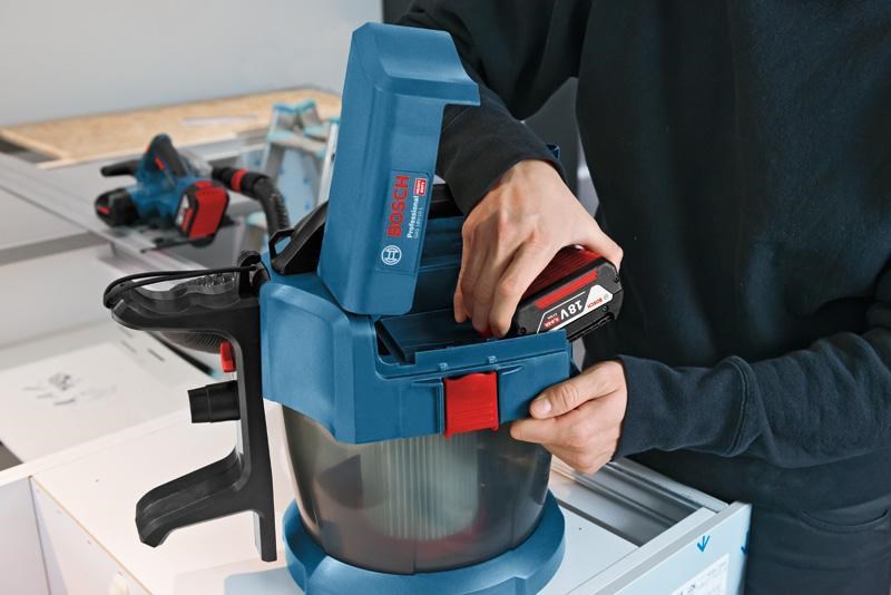 Bosch GAS 18V-10 L akumulátorový vysavač,  34, 0 l/ s,  objem nádoby 10 l,  Click & Clean2 