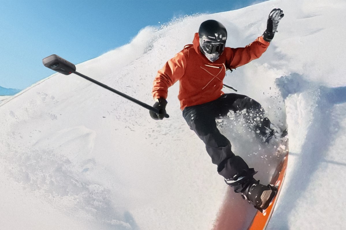 Insta360 X5 akční kamera,  8K 360° video,  triple AI čip,  vodotěsnost do 15 m,  6osá stabilizace,  2400 mAh baterie10 