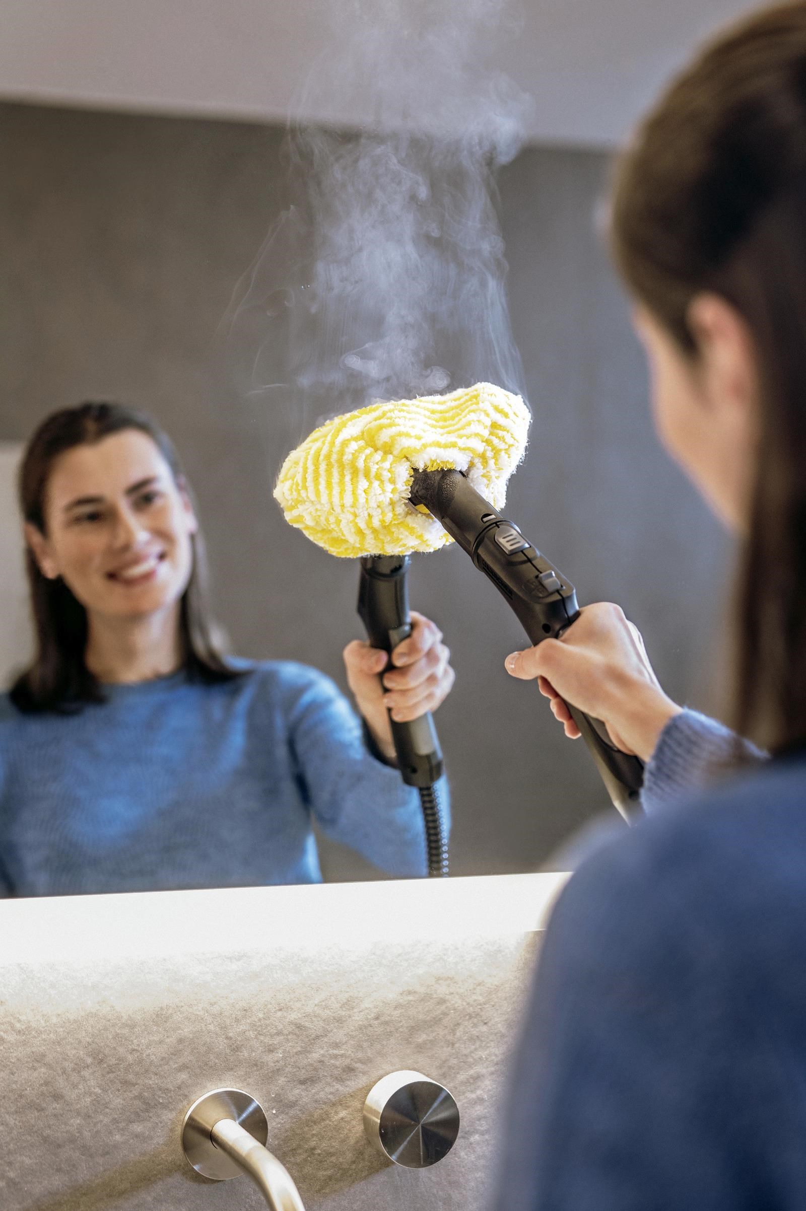 Kärcher SC 5 EasyFix Iron parní čistič,  2250 W,  4.2 bar,  zabíjí až 99.999 % virů a 99, 99 % bakterií,  napařovací žehlička11 
