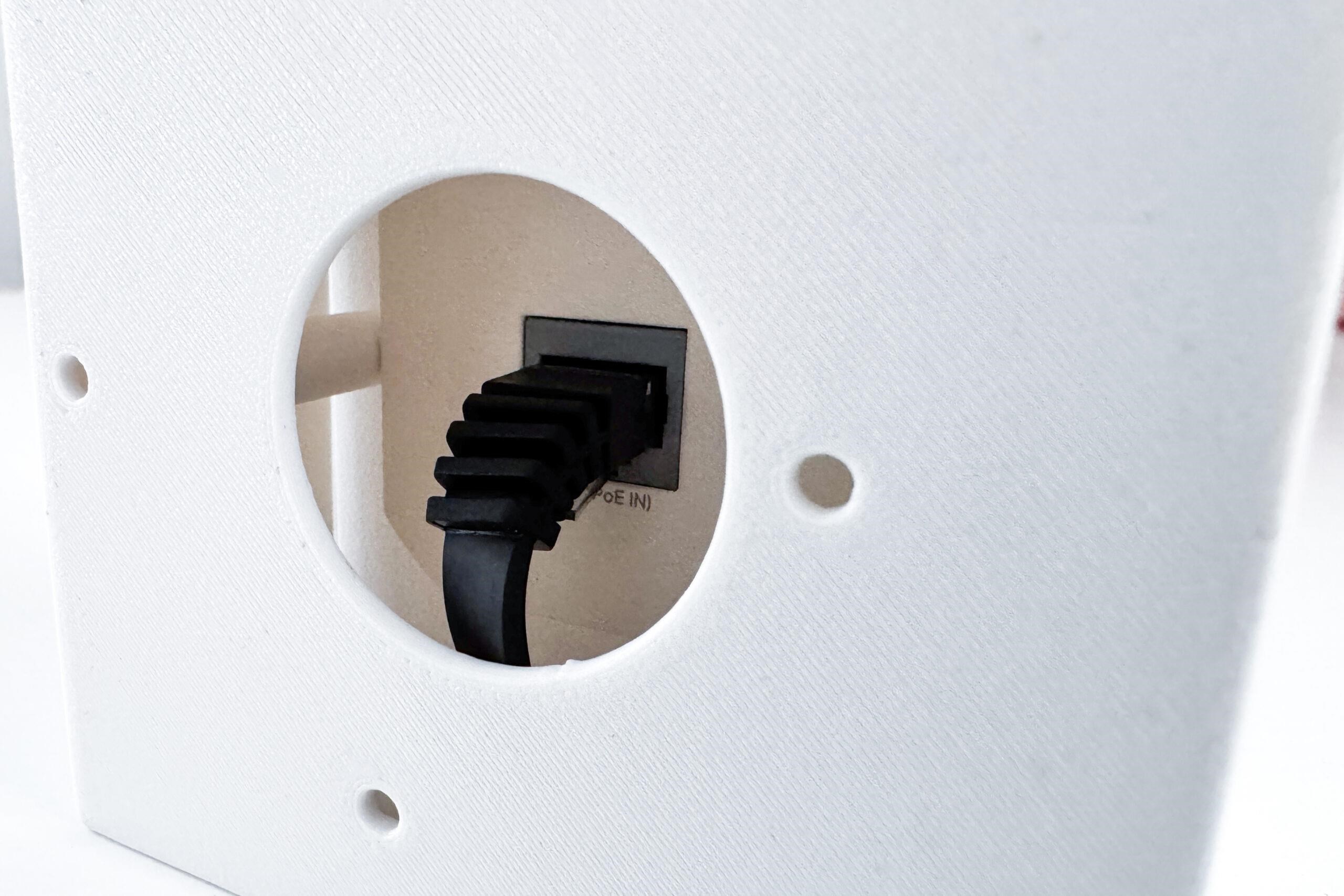 TP-Link D-EAPWALL2-C,  držák box pro upevnění na zeď EAP115-Wall,  EAP230-Wall,  EAP650-Wall,  Tapo S210,  Tapo S220,  bílý10 