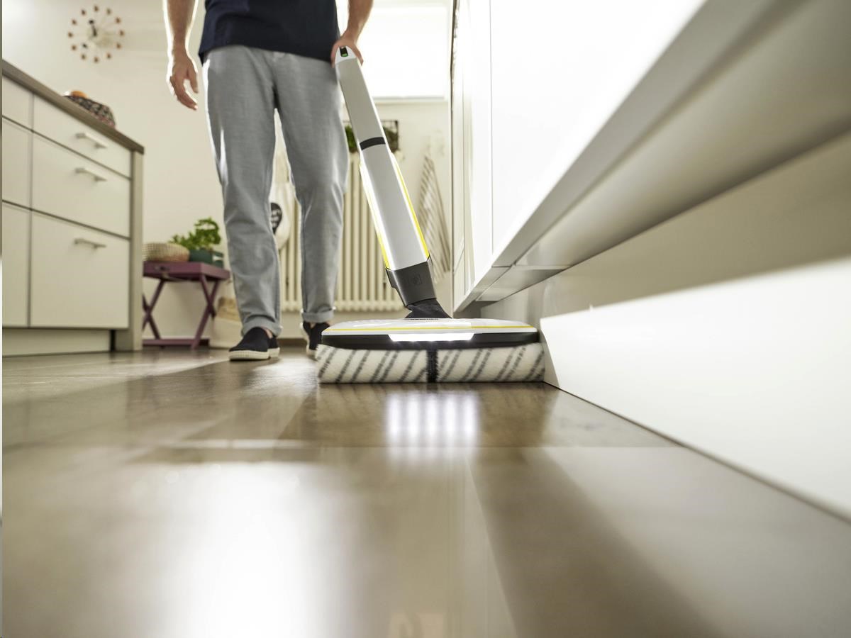 BAZAR - Karcher FC 7 Cordless Premium 1.055-760.0 AKU Podlahová myčka - opraveno5 