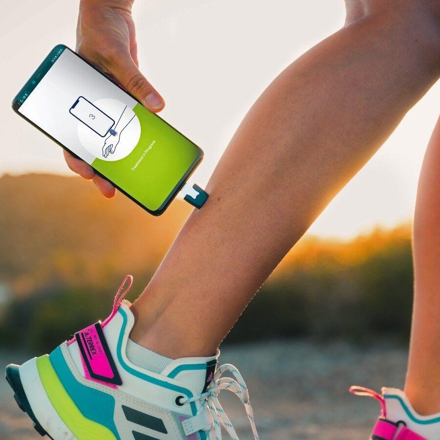 Heat it - ošetření bodnutí hmyzem pomocí smartphonu,  USB-C10 