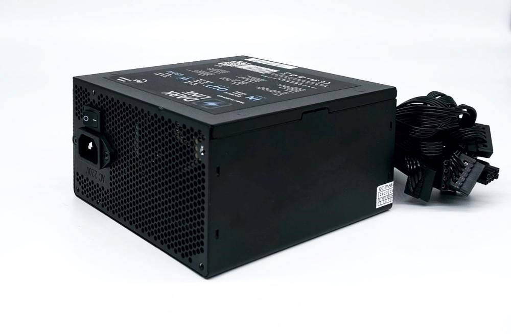 1stCOOL Zdroj Dark Line 650 88+,  650W,  černá1 