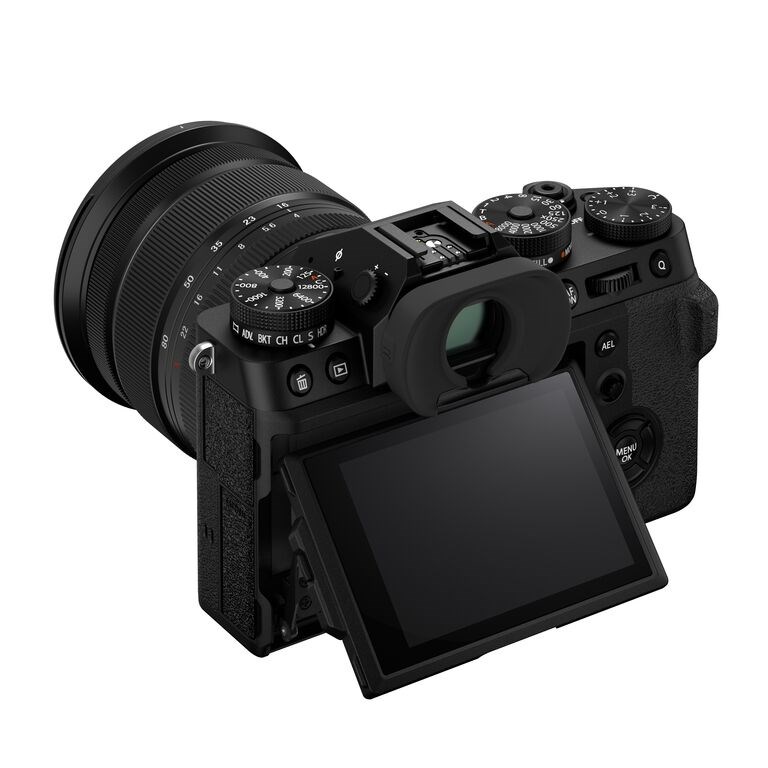 Fujifilm X-T5+ Fujinon XF16-80mm black1 