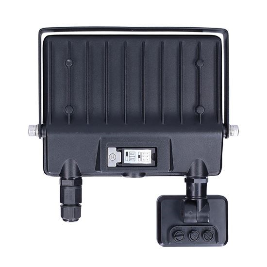 Solight LED reflektor se senzorem TOP,  30W,  max. 3900lm,  3CCT,  volitený výkon 100/ 66%,  IP65,  rychlospojka7 