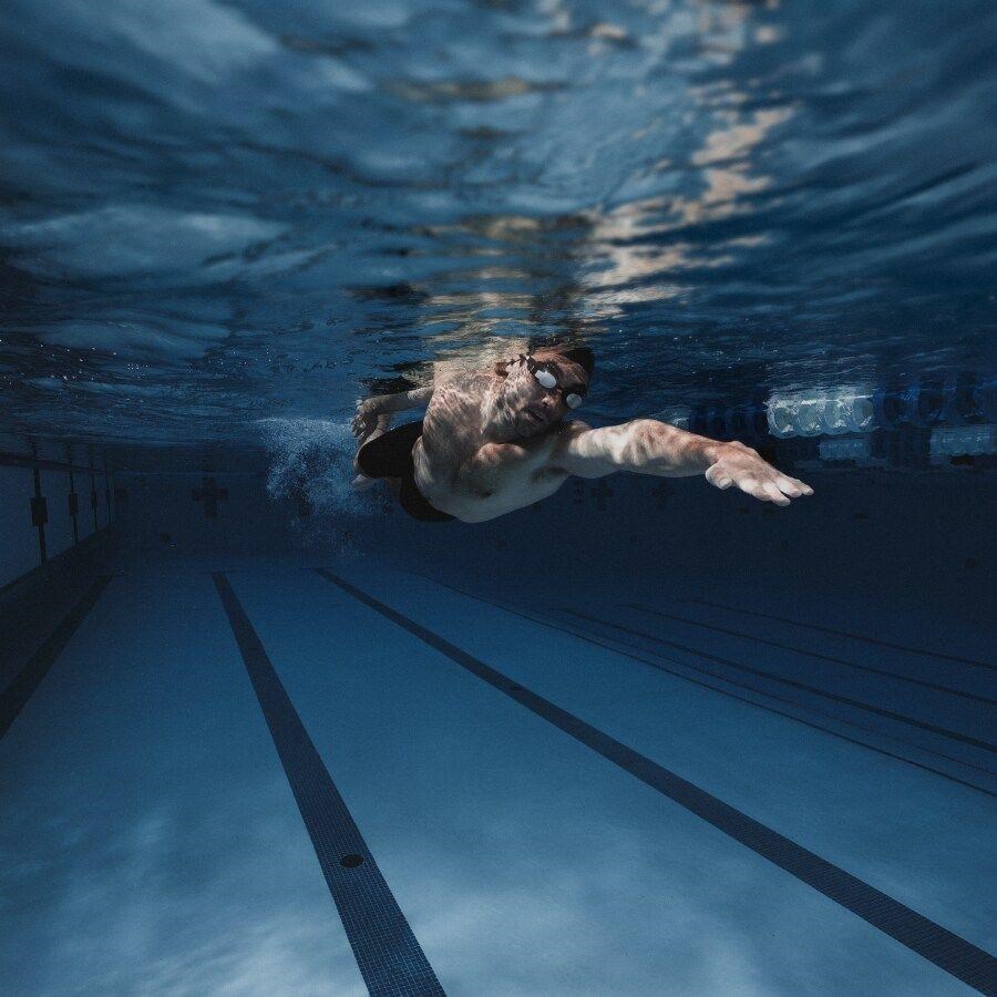 FORM Smart Swim 2 LT – chytré plavecké brýle12 