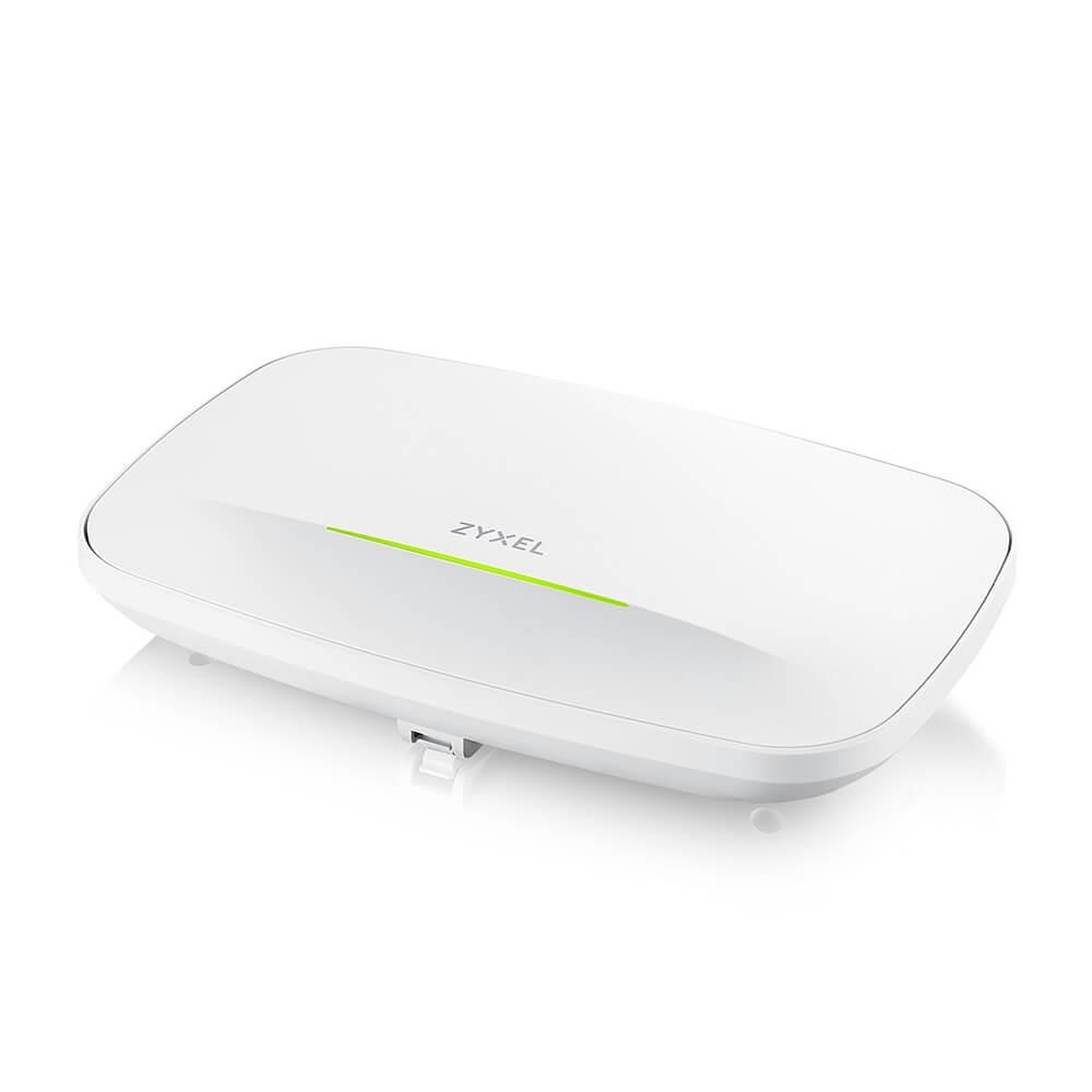 Zyxel WBE530 BE11K 2x2x2 MU-MIMO,  Triple Radio,  Incl Nebula Pro & CNP 1Yr licenses,  2x2.5G LAN port,  PoE+ (802.3at),  Sta5 