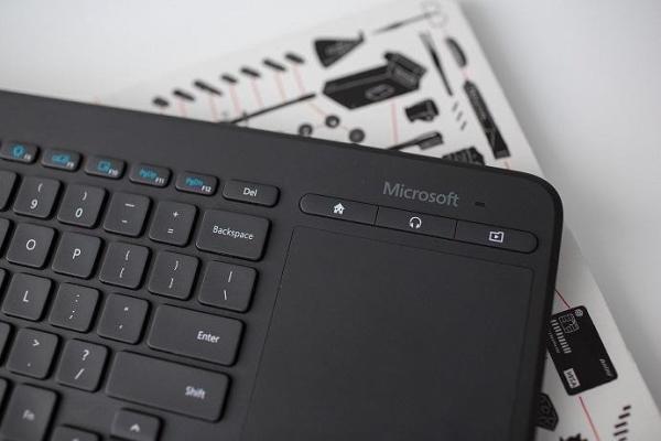 Microsoft All-In-One Media Keyboard USB CS/SK2