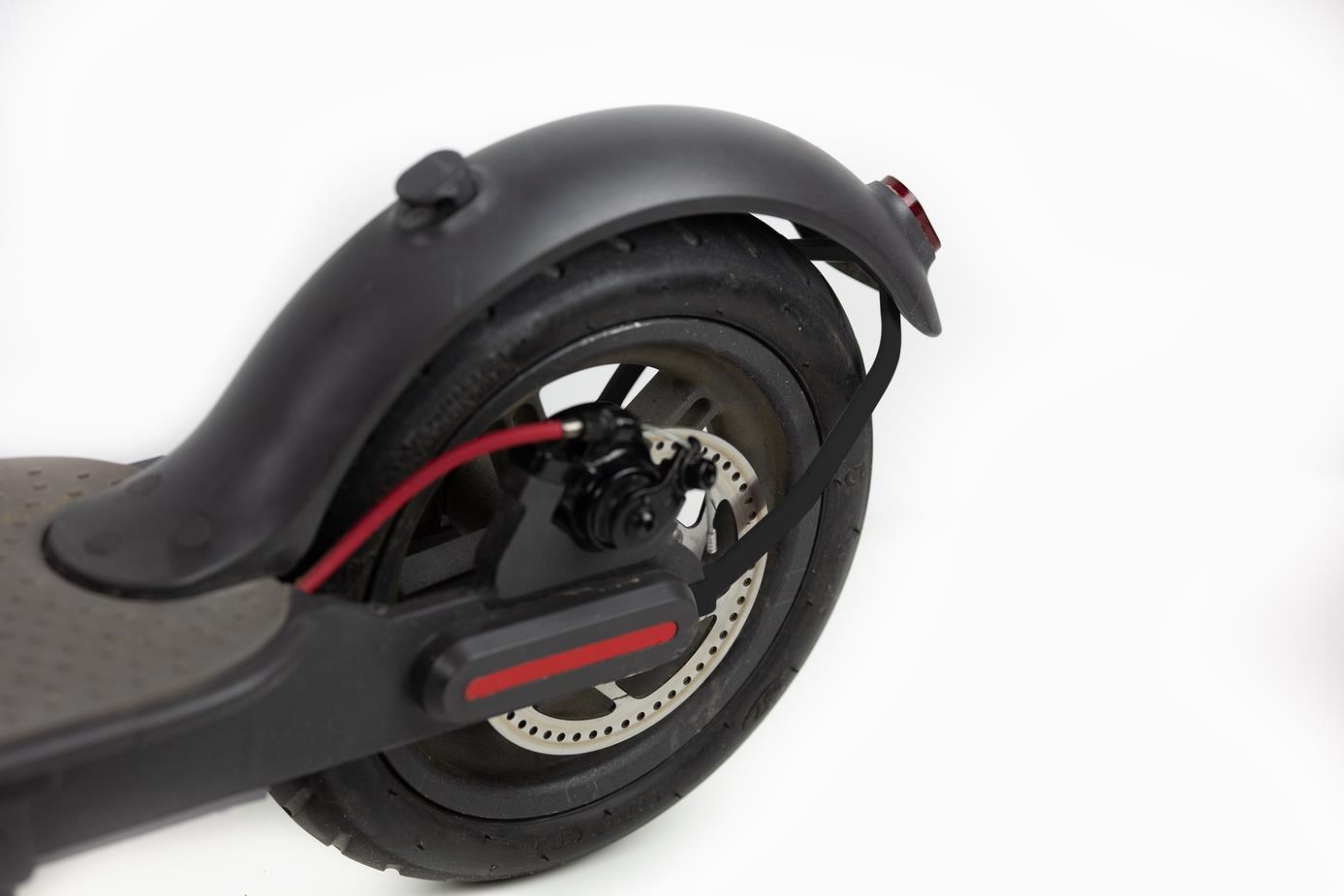 Držák zadního blatníku pro Xiaomi Scooter,  černý M365/ Pro (Bulk)2 