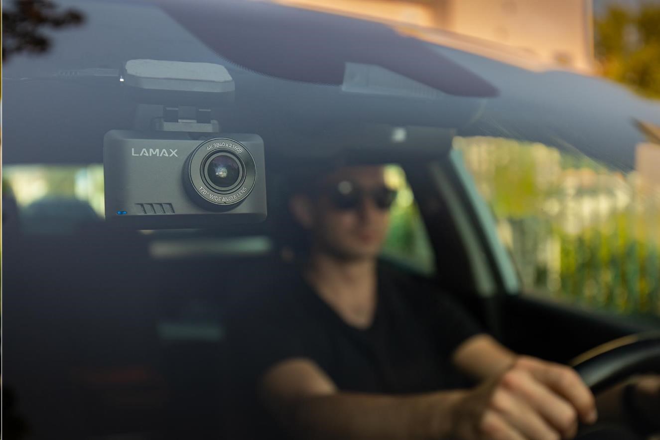 LAMAX T10 4K GPS (s hlášením radarů)2 