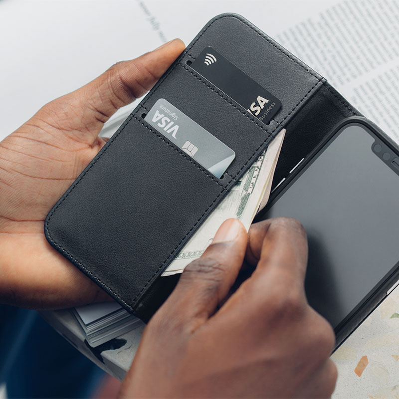 Moshi puzdro Overture with Detachable Magnetic Wallet pre iPhone 12 Pro Max - Black3 