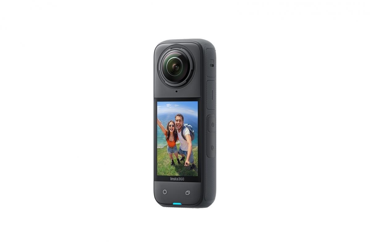 Insta360 X4 akční kamera, 8K / 30 fps, 4K/ až 100 fps, 6osý gyroskop, 360° záběr, Active HDR, vodotěsná5 