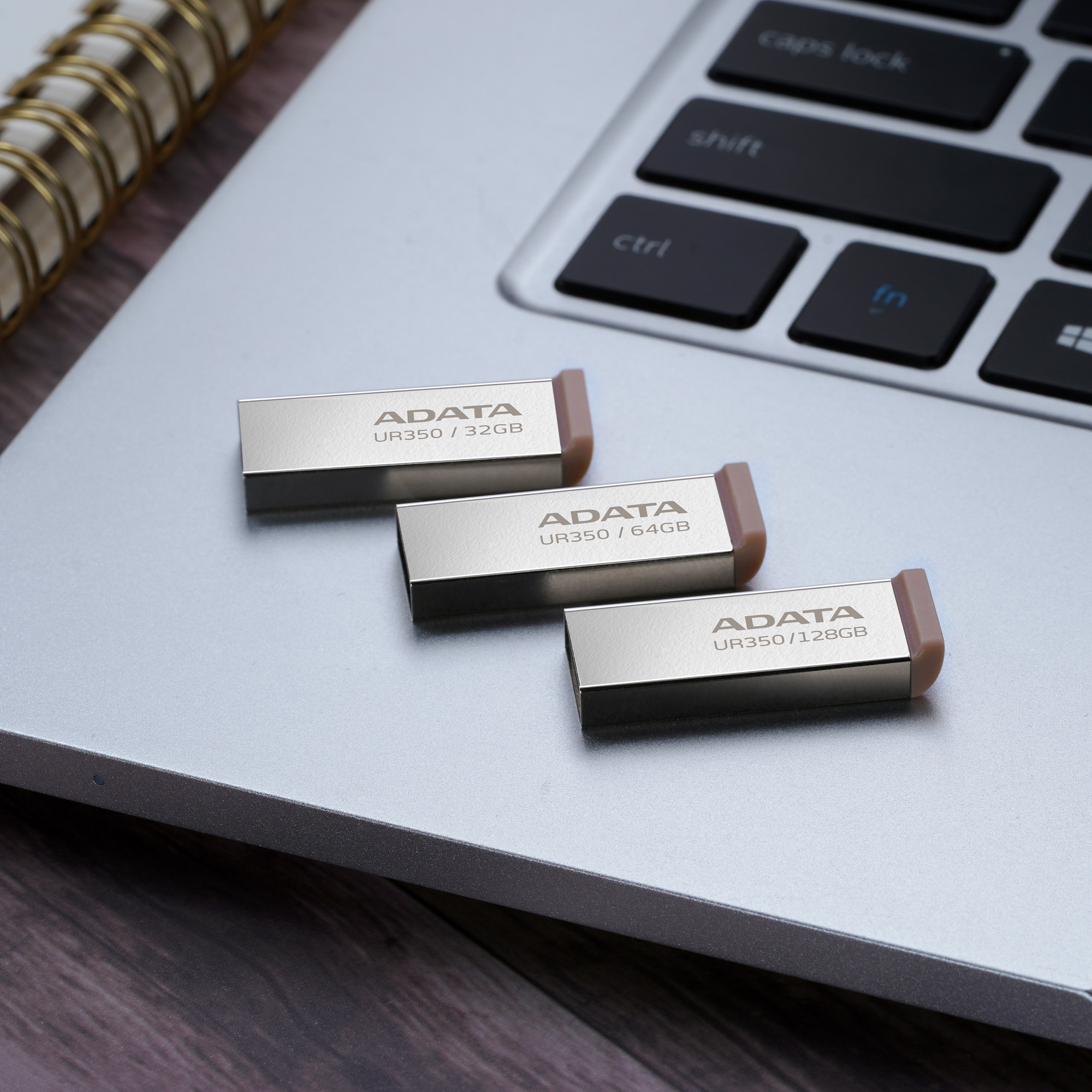 ADATA UR350/ 32GB/ USB 3.2/ USB-A/ Hnedá3 