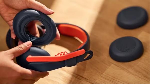 Logitech® Zone Learn headset 3.5mm OVER EAR 