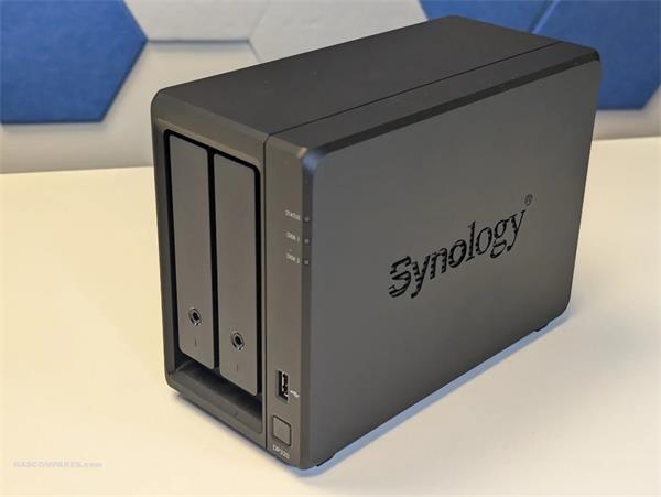 Synology™ ActiveProtect DP320 ,2 x 8 TB 3.5