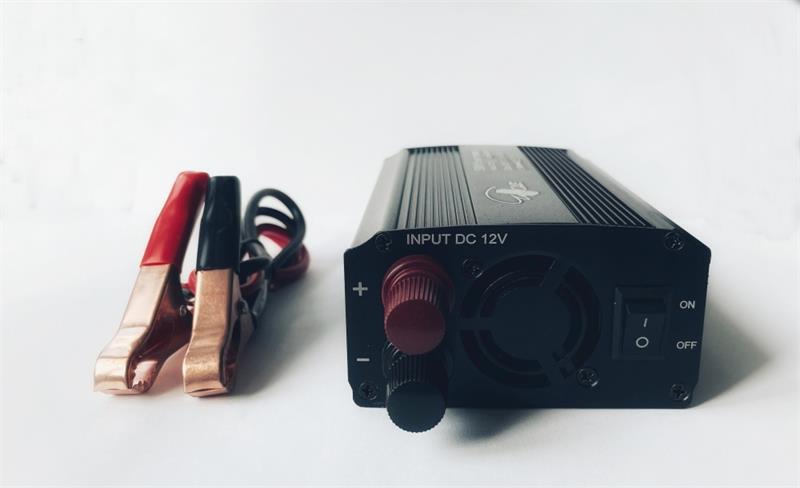 EUROCASE menič napätia REM500, AC/DC 12V/230V, 500W, USB (MT-M500) 