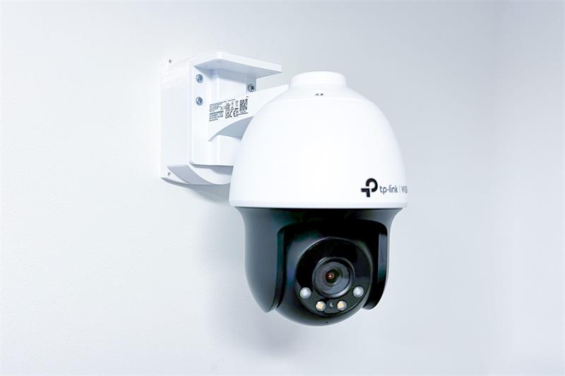 TP-LINK držák s kabelovou krytkou pro kamery VIGI C540 na stěnu a strop, bílý 