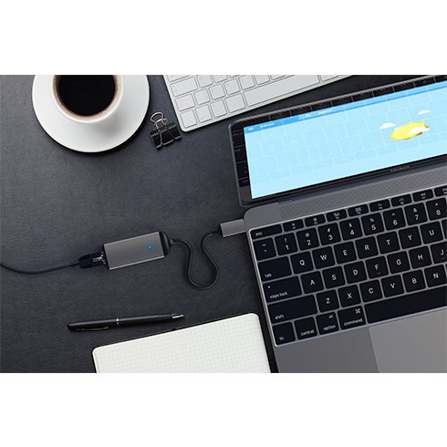 Satechi adaptér USB-C to Gigabit Ethernet - Space Gray Aluminium 