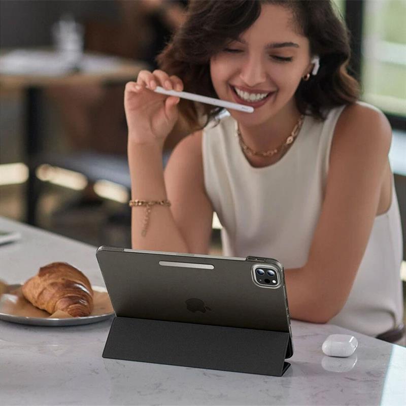 ESR puzdro Ascend Trifold Case pre iPad Pro 11" M4 2024 - Black 