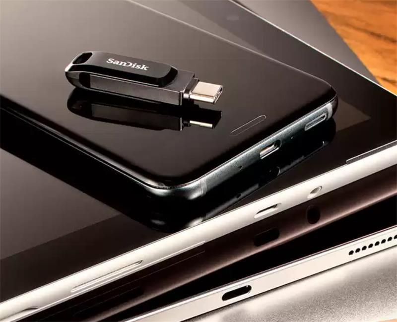 SanDisk Ultra Dual Drive Go 64GB USB-C black 