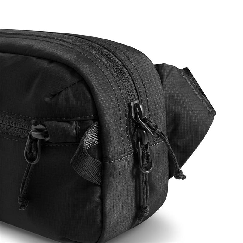 TomToc taška Aviator T33 Chest Bag S - Black 