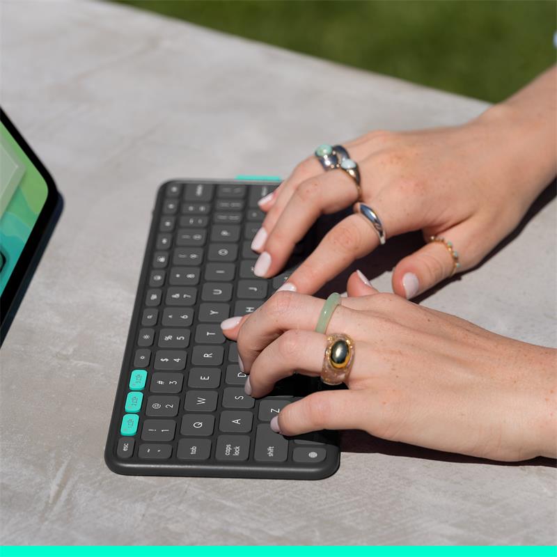 Logitech FLIP FOLIO pre iPad Pro 11"(M4), iPad Air 11"(M2+M3), iPad Air (5.gen.), US, grafitová 