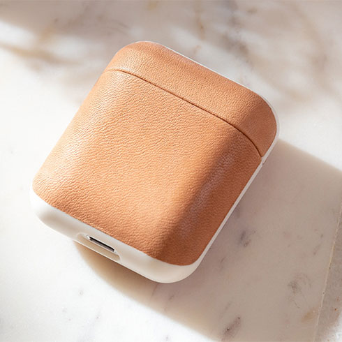 Nomad puzdro Rugged Case pre Apple Airpods - Natural 