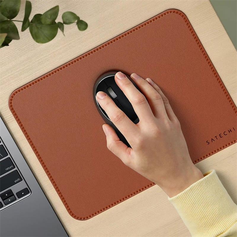 Satechi podložka pod myš Vegan-Leather Premium Mouse Pad - Brown 