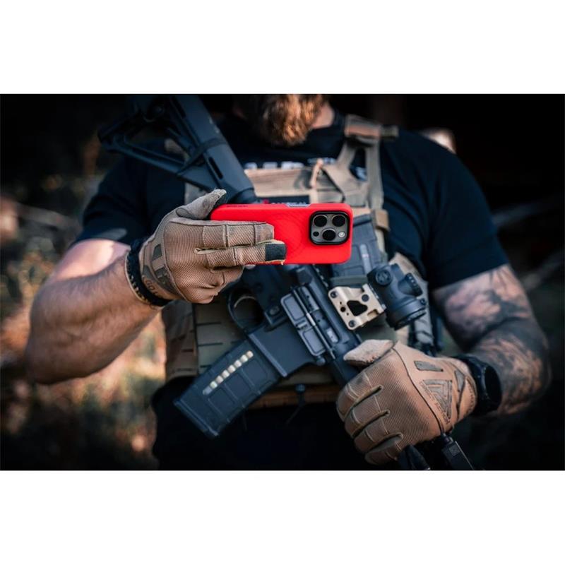 Tactical MagForce Aramid Kryt Apple iPhone 16 Pro Max červený 