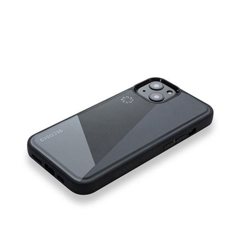 Decoded kryt Nike Leather Backcover MagSafe pre iPhone 13 - Black 