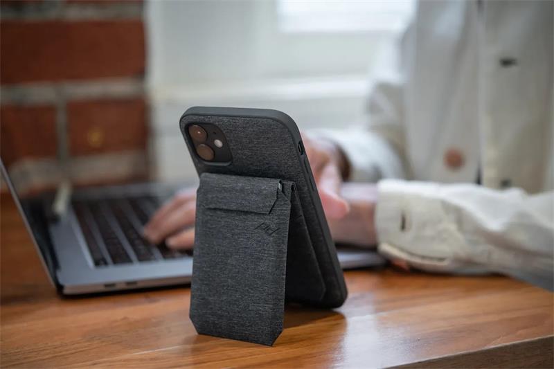 Peak Design Mobile Wallet Stand - Charcoal 