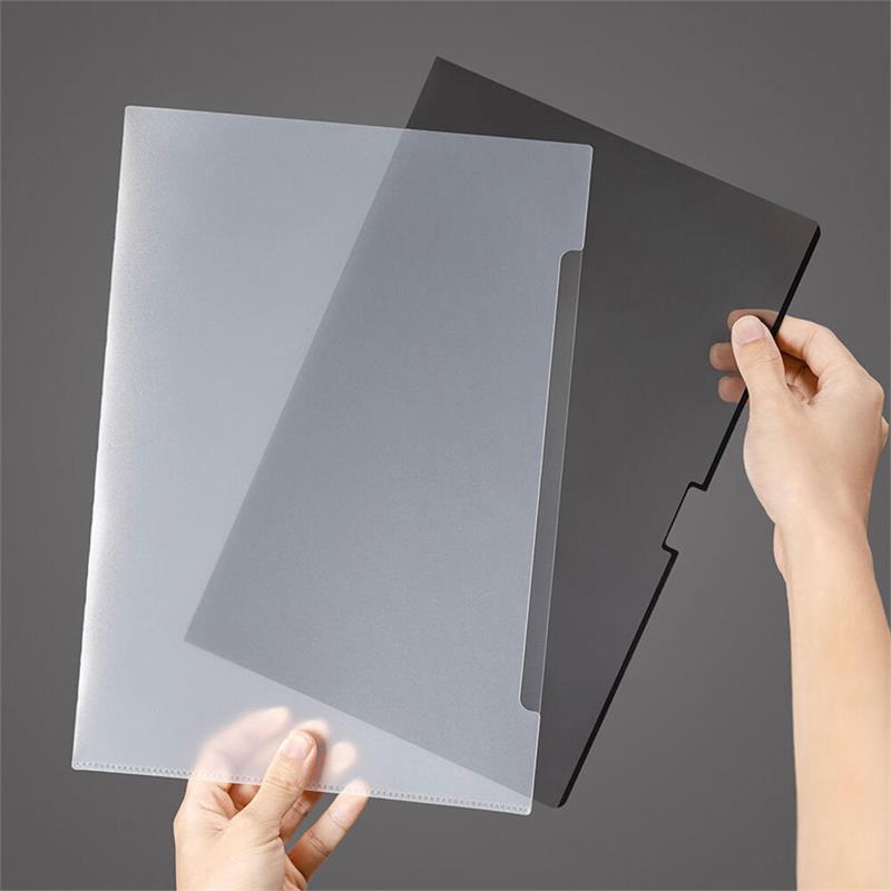 SwitchEasy Magnetic Privacy Protector pre Macbook Air 13" M2 M3 M4 