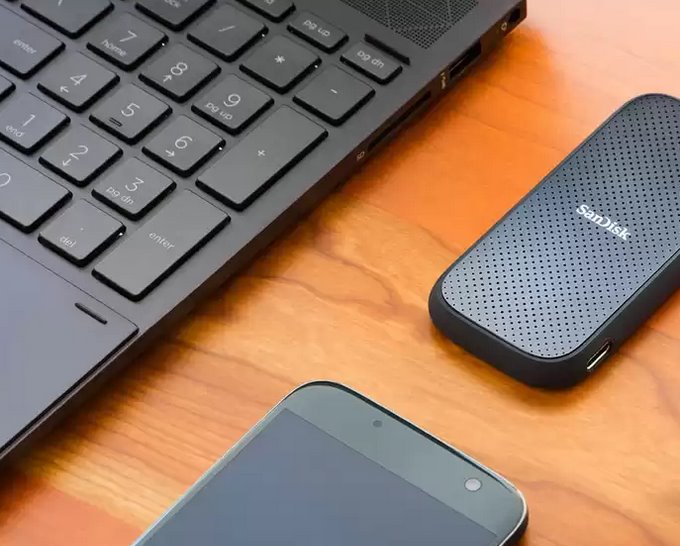 SanDisk Portable SSD 1TB USB 800MBps 