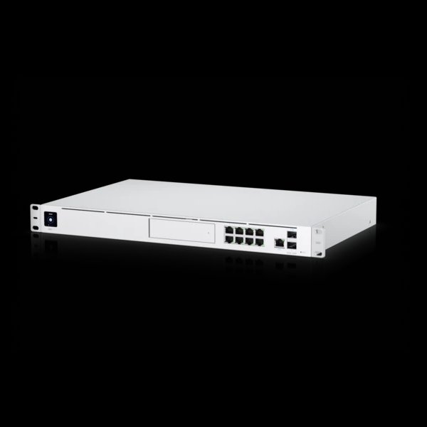 Ubiquiti UniFi Dream Machine Pro    Gateway + Controller + IDS/IPS + NVR + switch